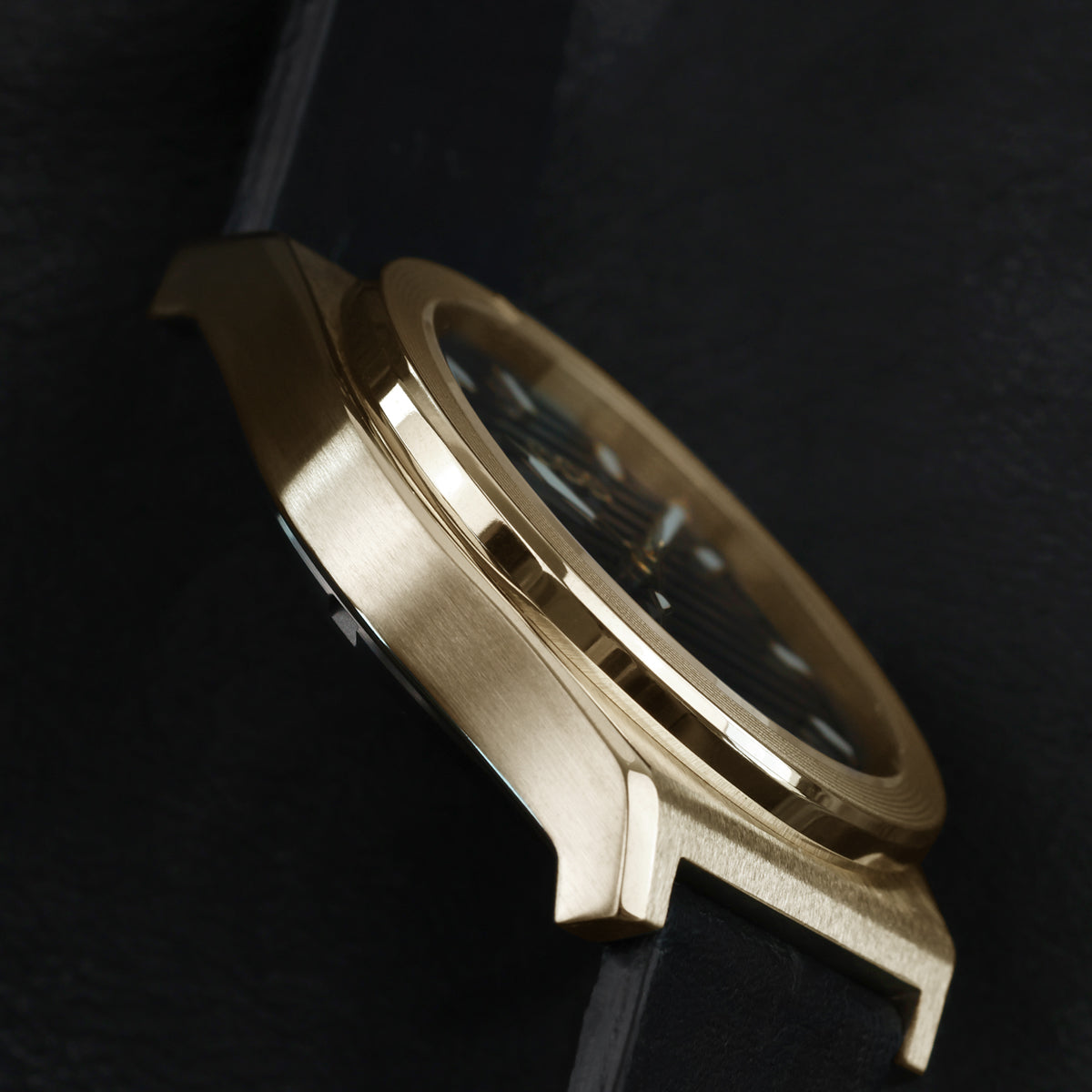 Out Of Order Forma Settanta Black orologio bronzo 39 mm