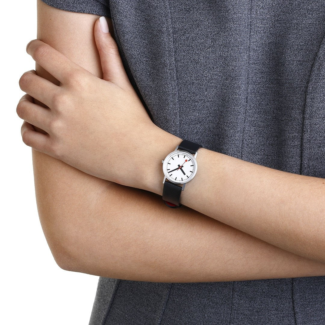 Mondaine Pure 30 mm Orologio al Quarzo Acciaio