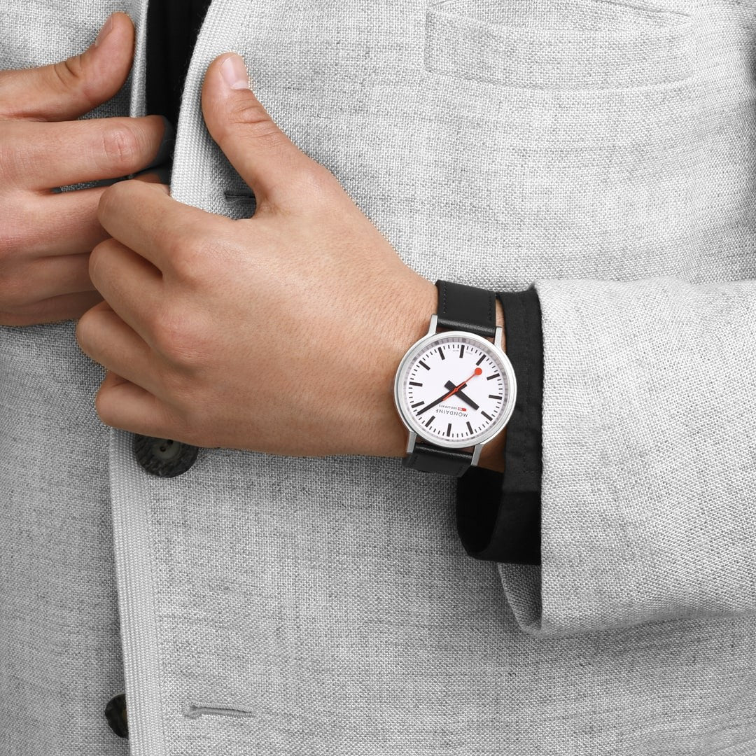 Mondaine Stop2go orologio bianco backlight 41 mm