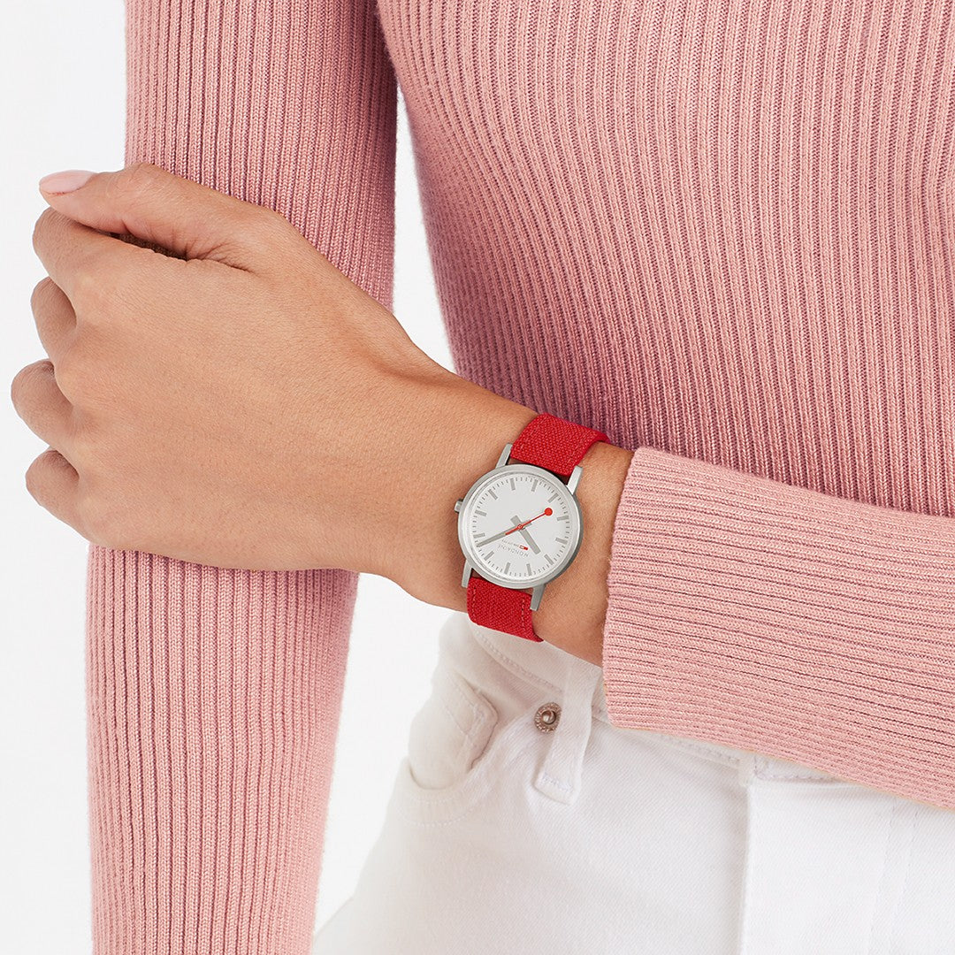Mondaine Classic Rosso 30mm orologio quarzo