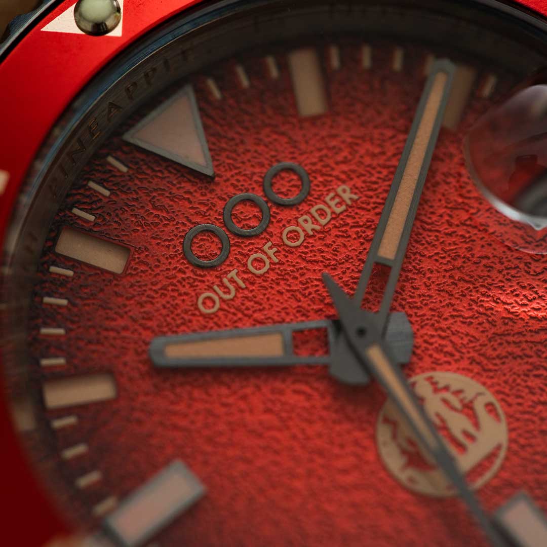 Out Of Order Automatico Quaranta Dilmun orologio 40 mm rosso