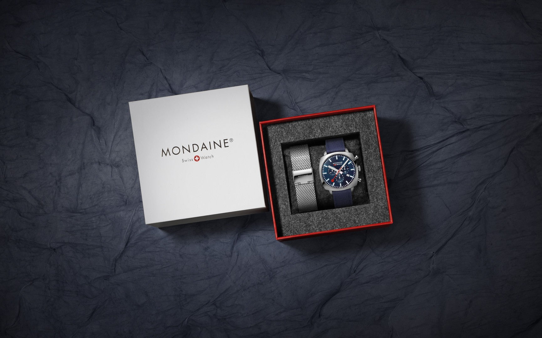 Mondaine Grand Cushion cronografo 41 mm blu