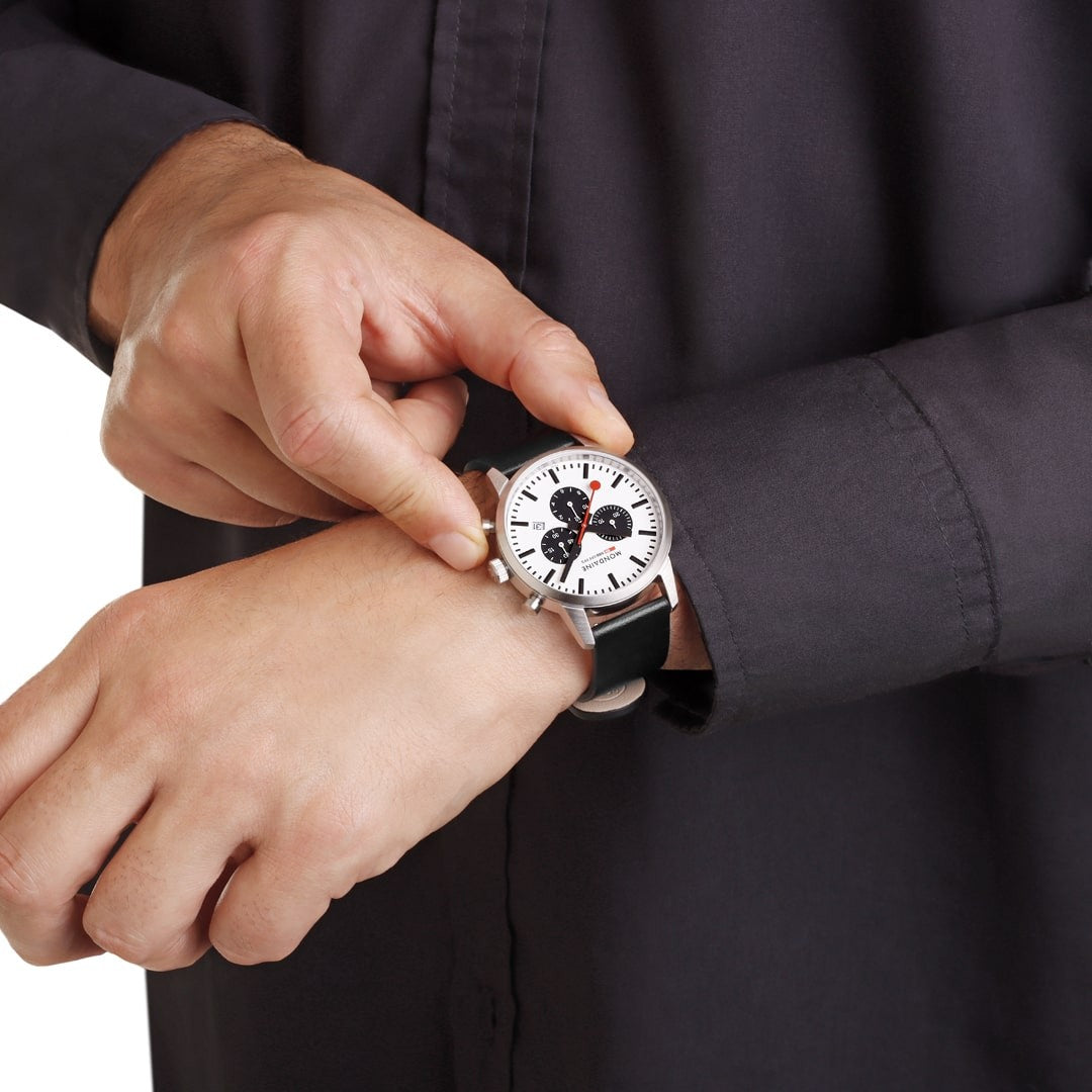 Mondaine Neo orologio cronografo panda 41 mm