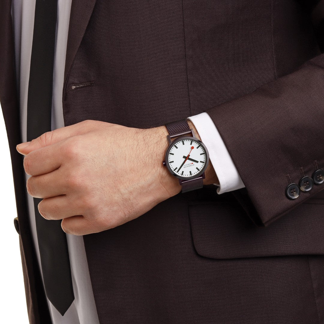Mondaine Classic Cioccolato 40mm orologio quarzo