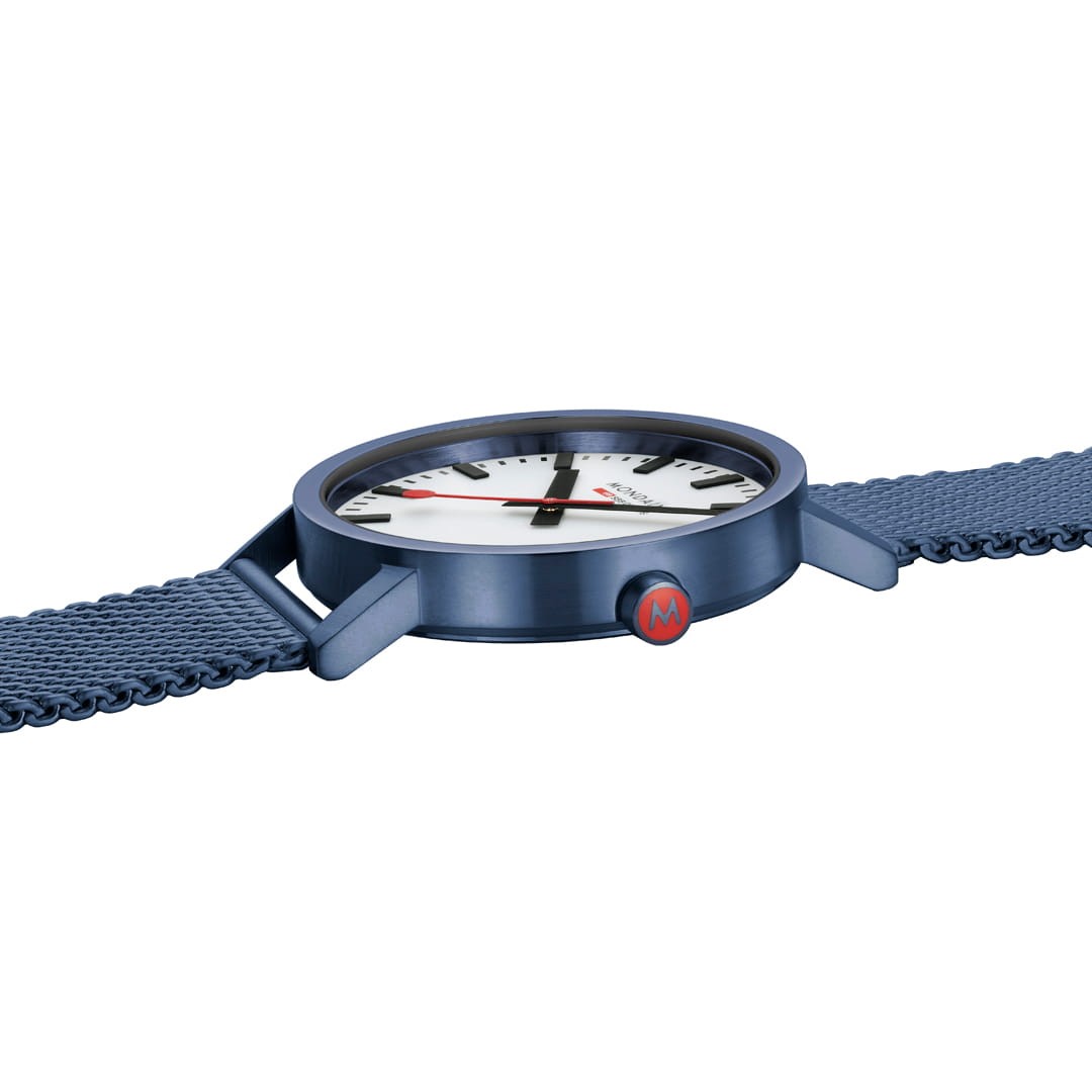 Mondaine Classic Blu 40mm orologio acciaio