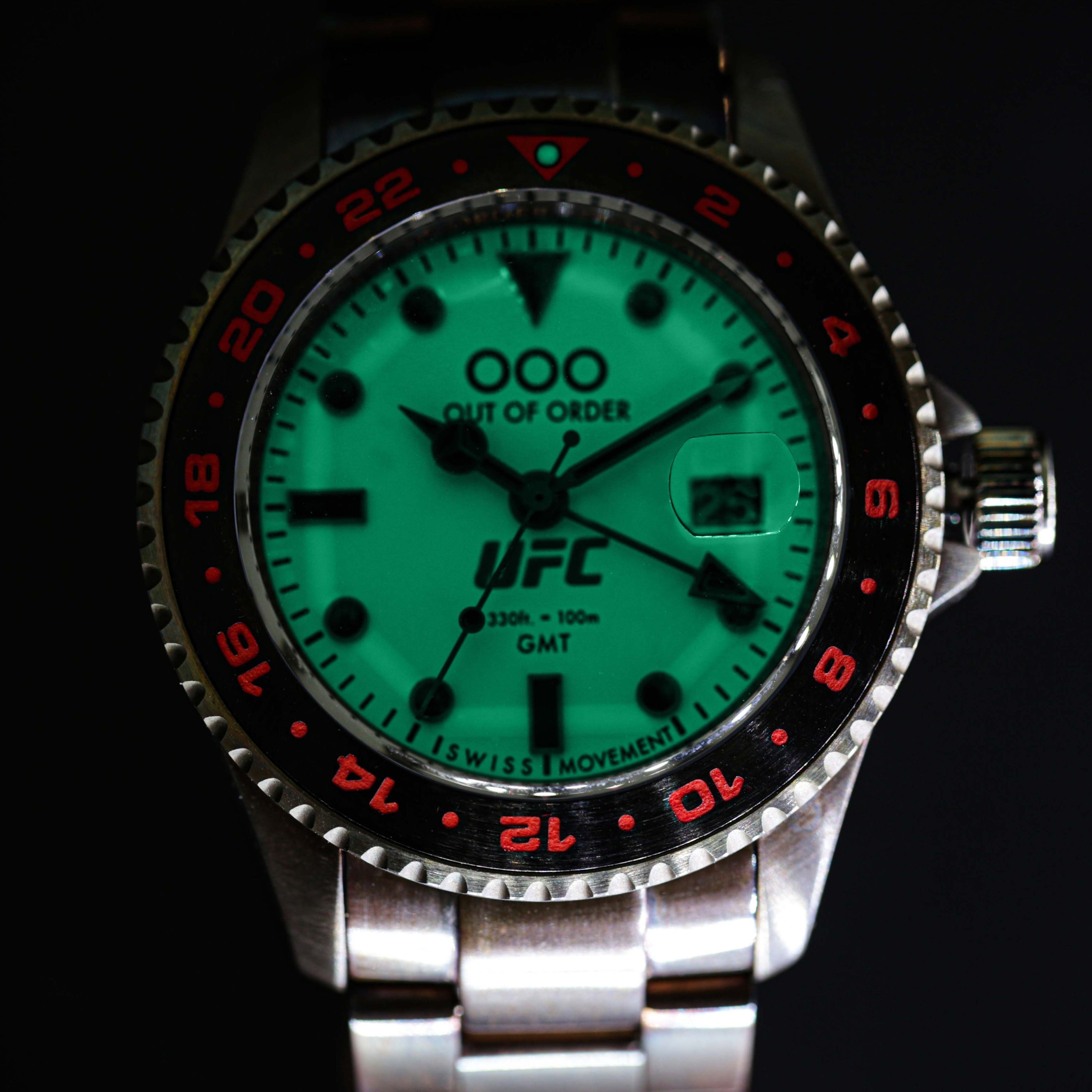 Out Of Order UFC Las Vegas orologio bianco 44 mm GMT