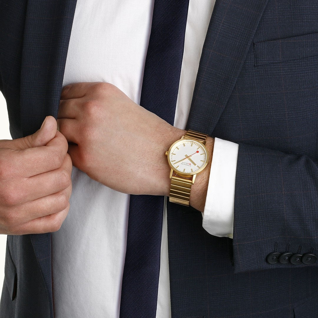 Mondaine Classic Oro Orologio 40 mm Acciaio Gold