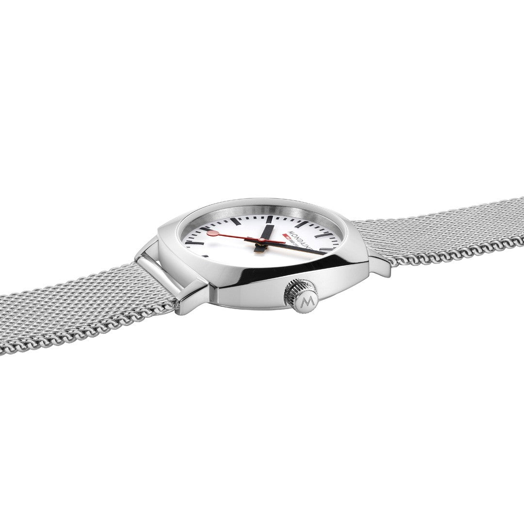 Mondaine Petite Cushion 31 mm Orologio Acciaio
