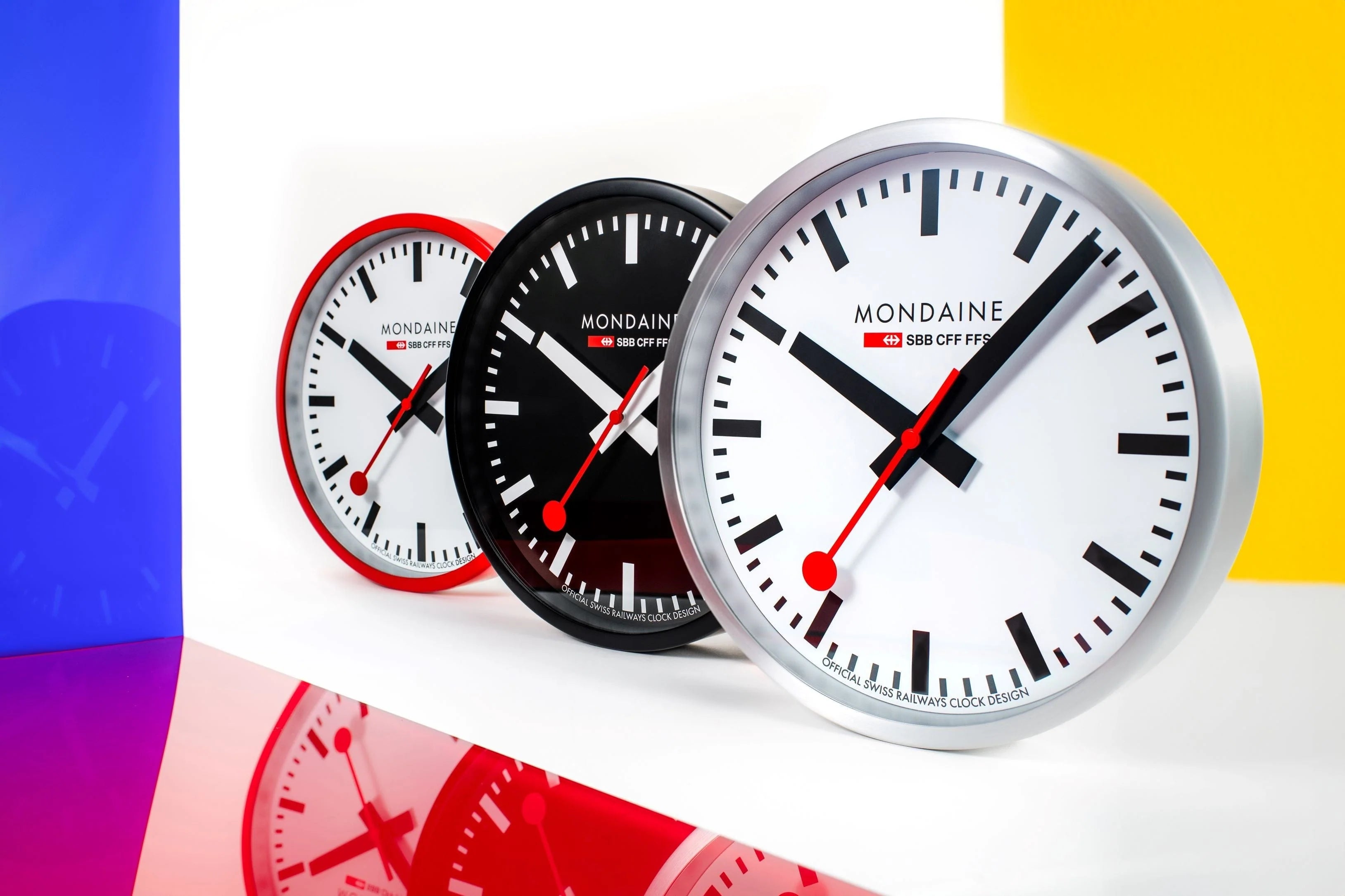 Mondaine Parete Nero 25cm orologio silenzioso