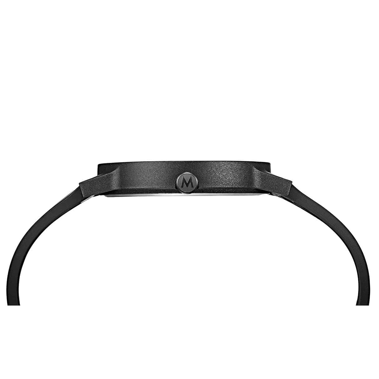 Mondaine Essence 41mm orologio nero gomma naturale