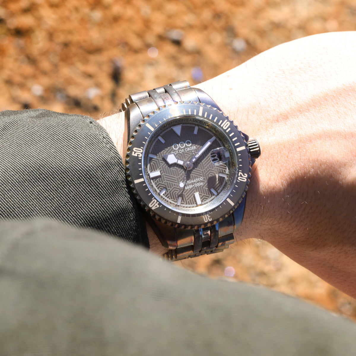 Out Of Order Diverissimo Azteco Sand orologio subacqueo 42 mm