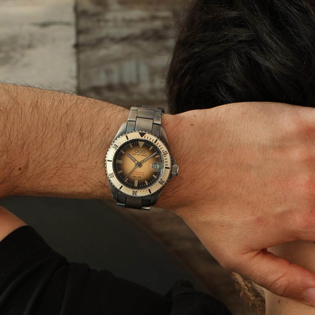 Out Of Order Automatico Quaranta Sand orologio 40 mm