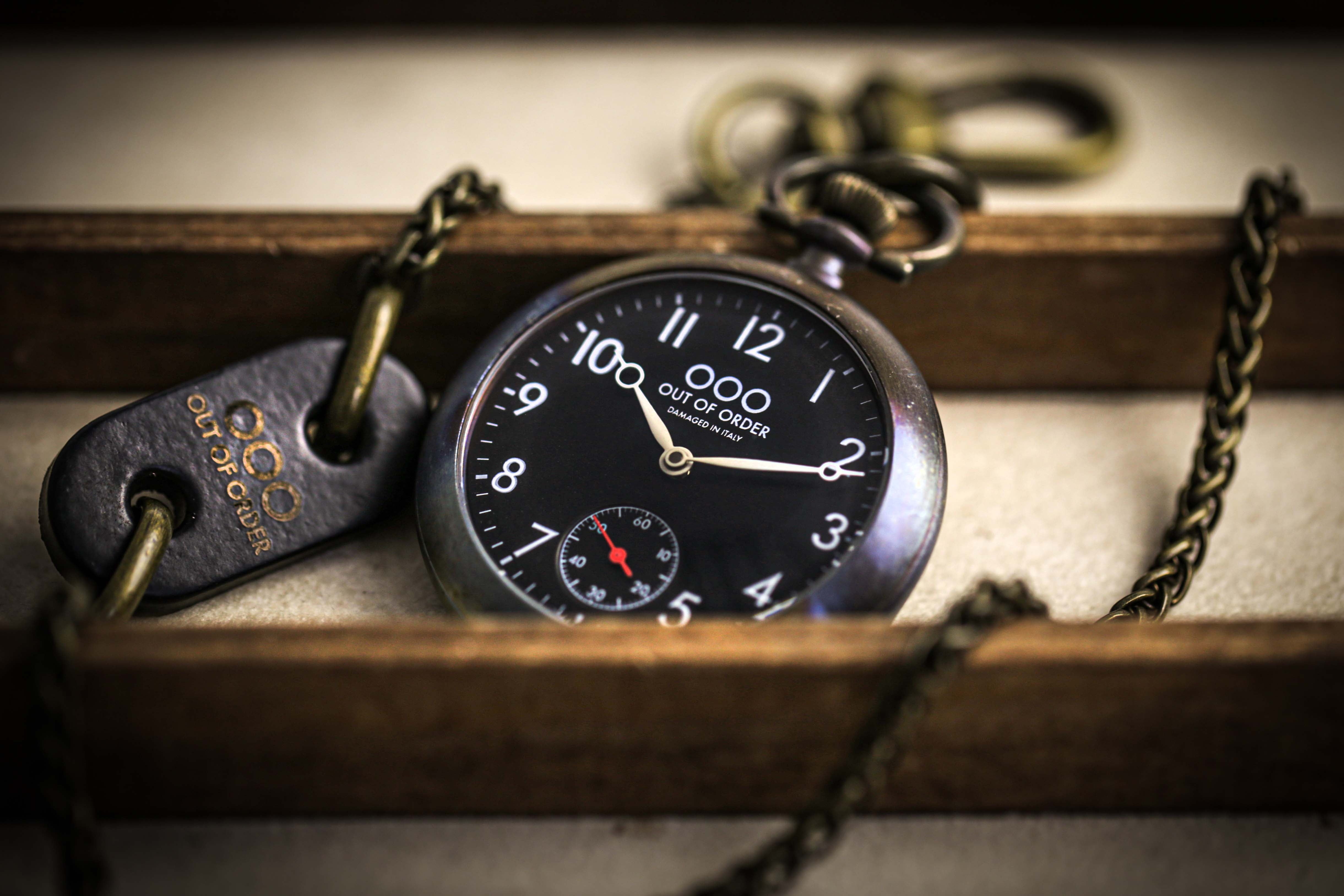 Out Of Order Calabrone Black orologio da tasca 47 mm